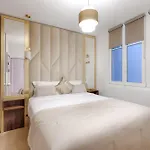 Serviced Apartment - 6 Guests - Champs-Élysées