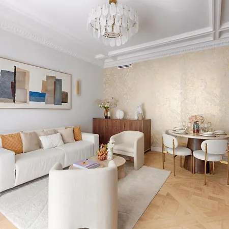 Serviced - 6 Guests - Champs-élysées Parigi