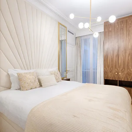 Serviced - 6 Guests - Champs-élysées * Parigi