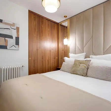 Serviced - 6 Guests - Champs-élysées *